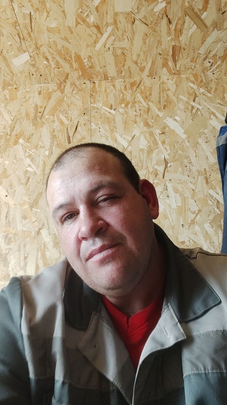  41984379  , 47 ,    