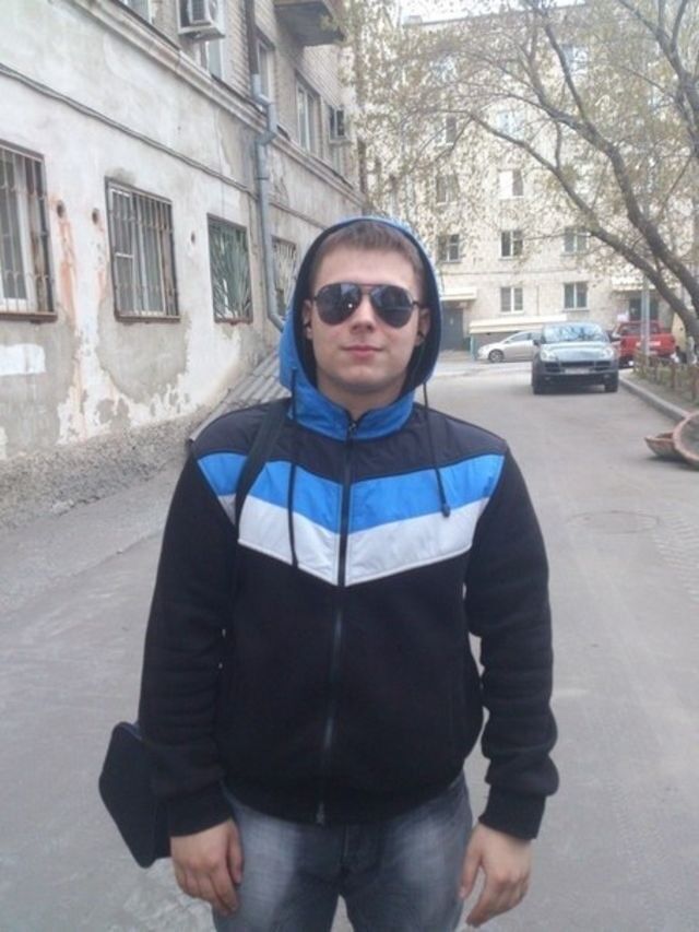  9604499  Igor, 30 ,    