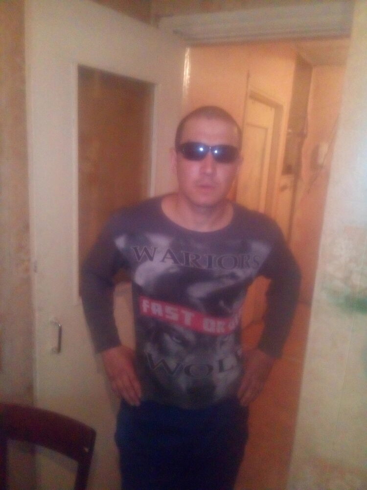  12179519  Bekzod, 32 ,    