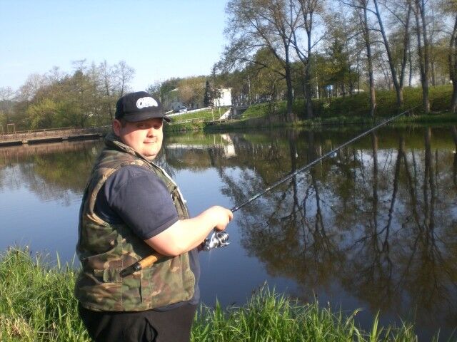  7793549  Aleksej, 38 ,    