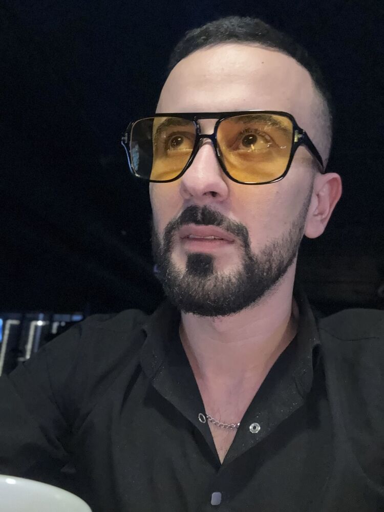  52345879  , 26 ,    -