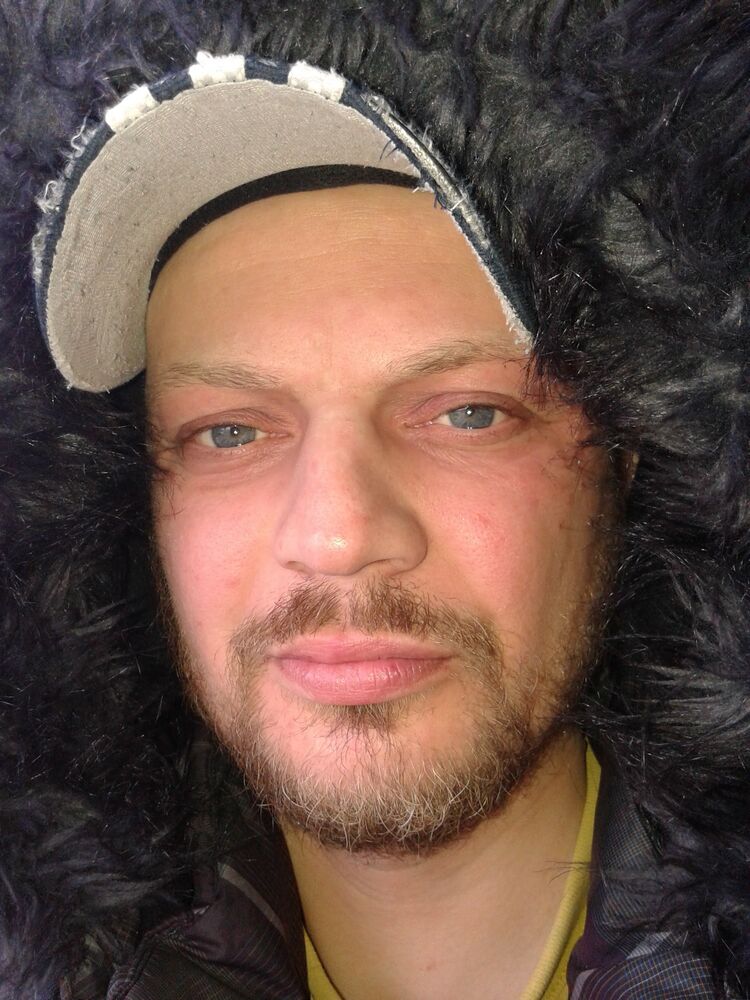  23496859  Aleksandr, 47 ,    