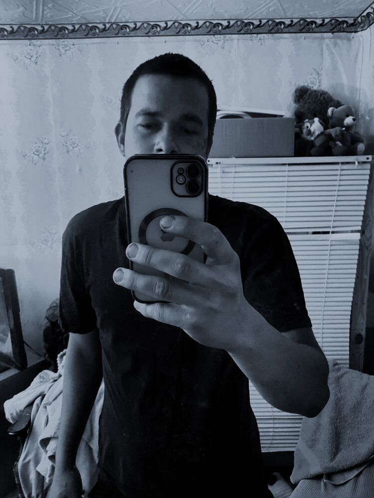  52448869  , 24 ,    
