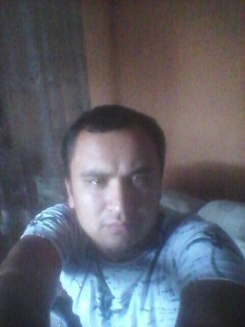  ,   Alek, 31 ,   ,   
