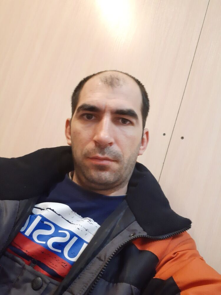  21996379  , 39 ,    