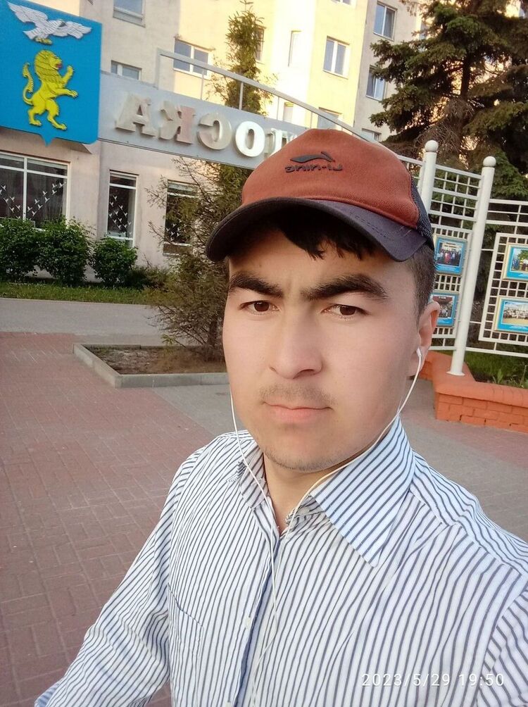  34945289  Azizbek, 24 ,    