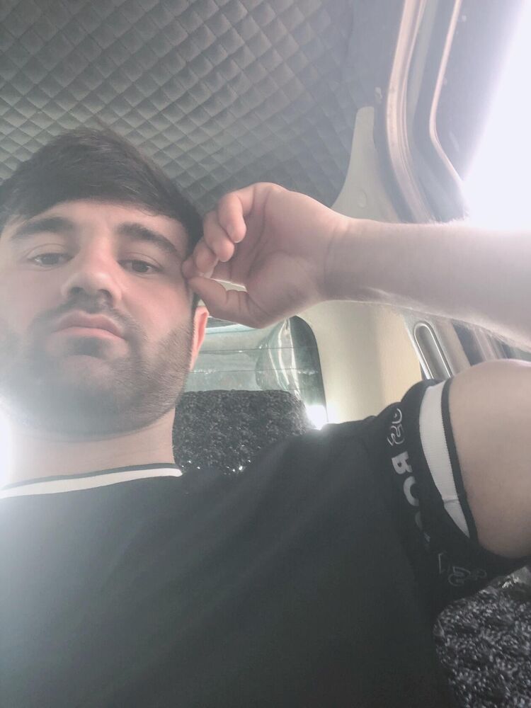  38089619  Asliddin, 27 ,    