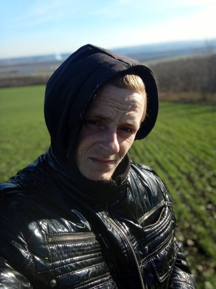  31023159  Vova, 22 ,    --