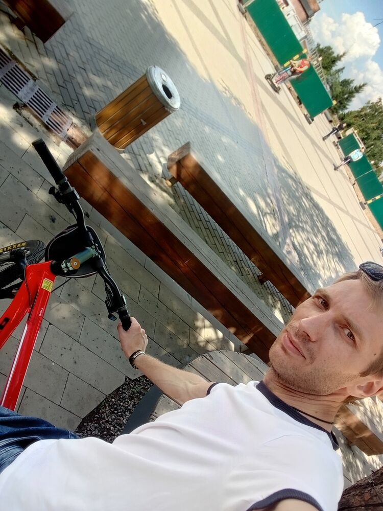  36040879  , 34 ,    