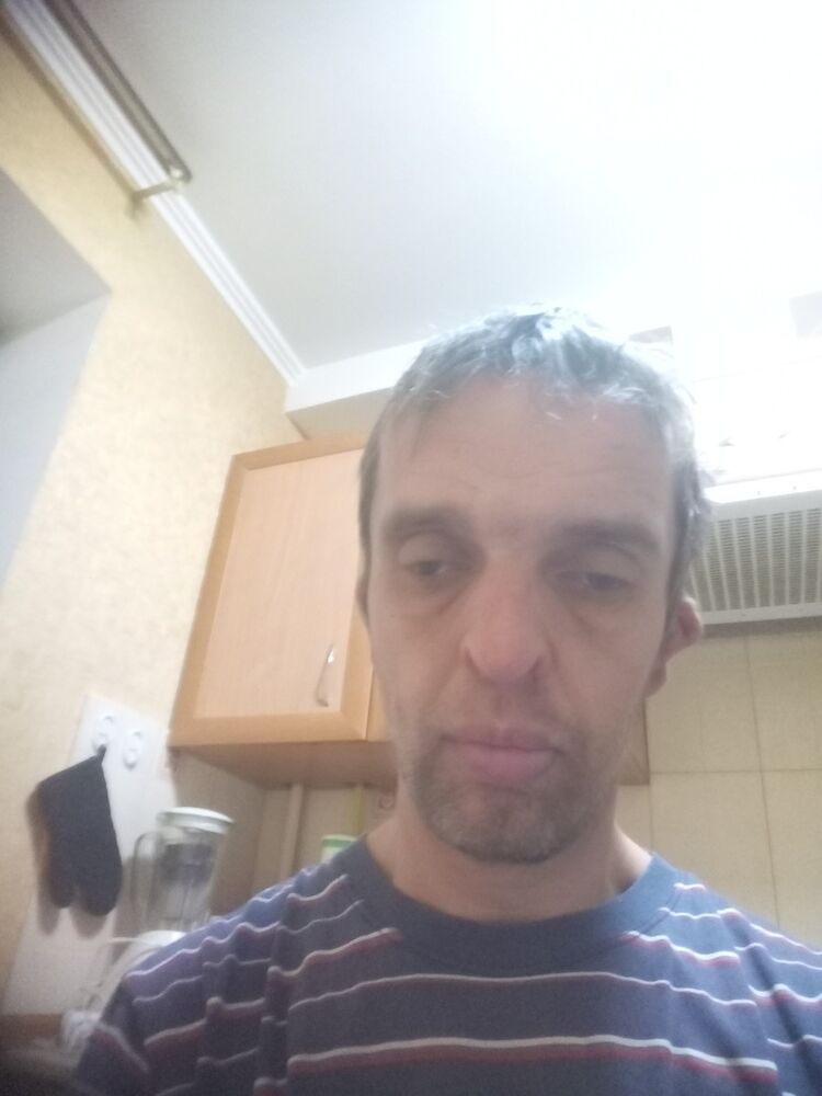  18311439  , 44 ,    