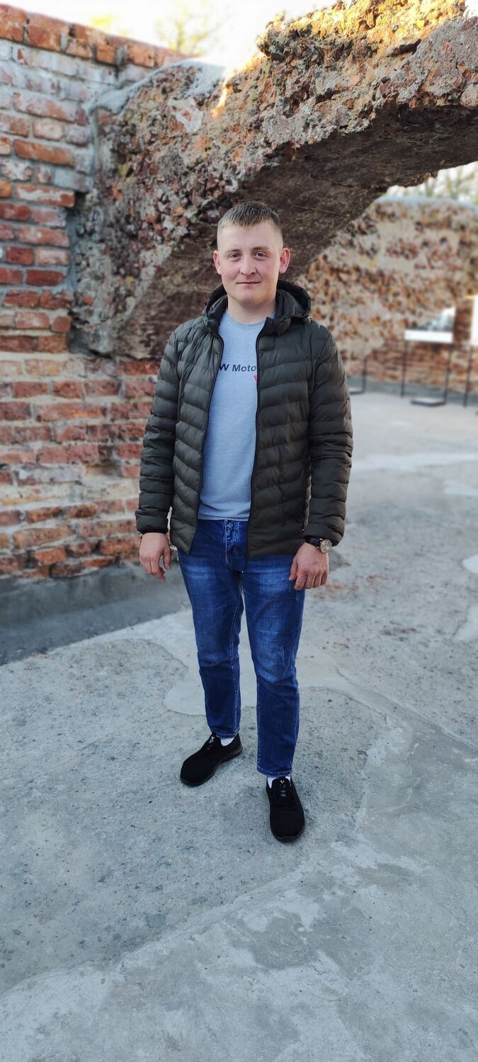  27635429  Tolya, 28 ,    
