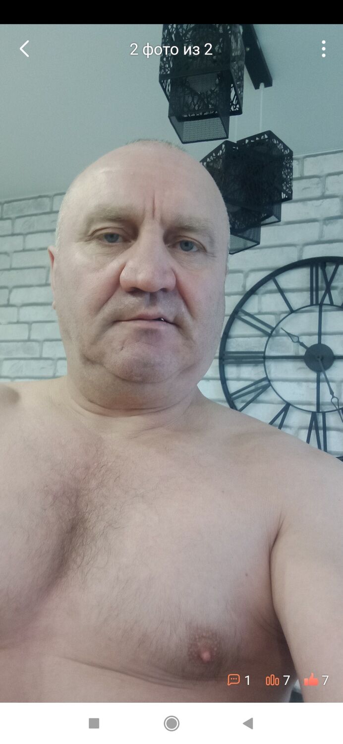  37446449  , 52 ,    