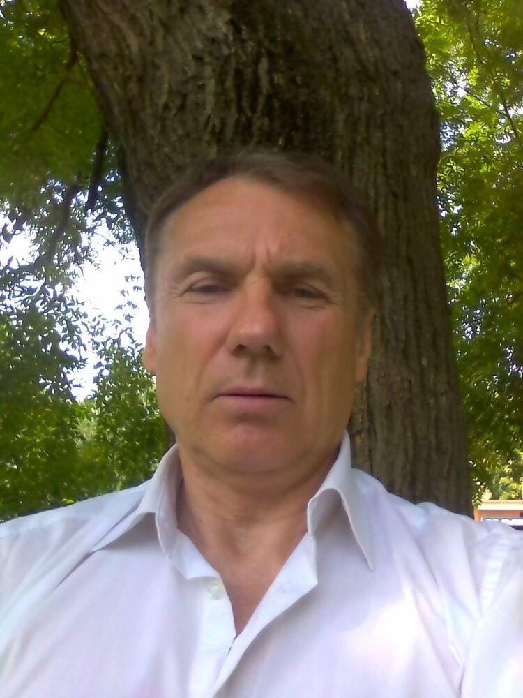  9798199  Viktor, 39 ,    -