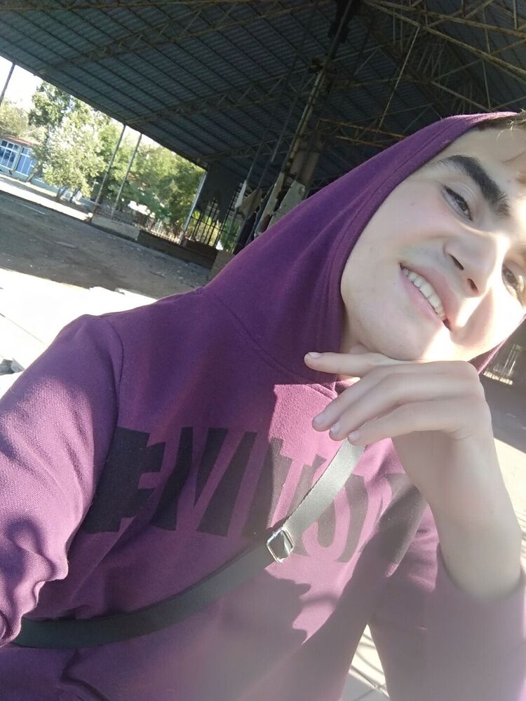  23971399  Maks, 24 ,    