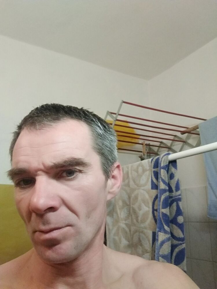  ,   Robert, 48 ,   ,   , c 