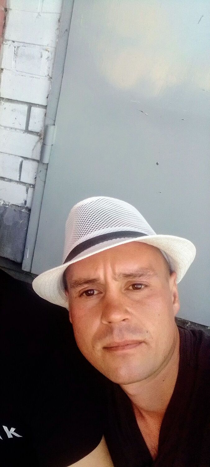  22761669  , 32 ,    