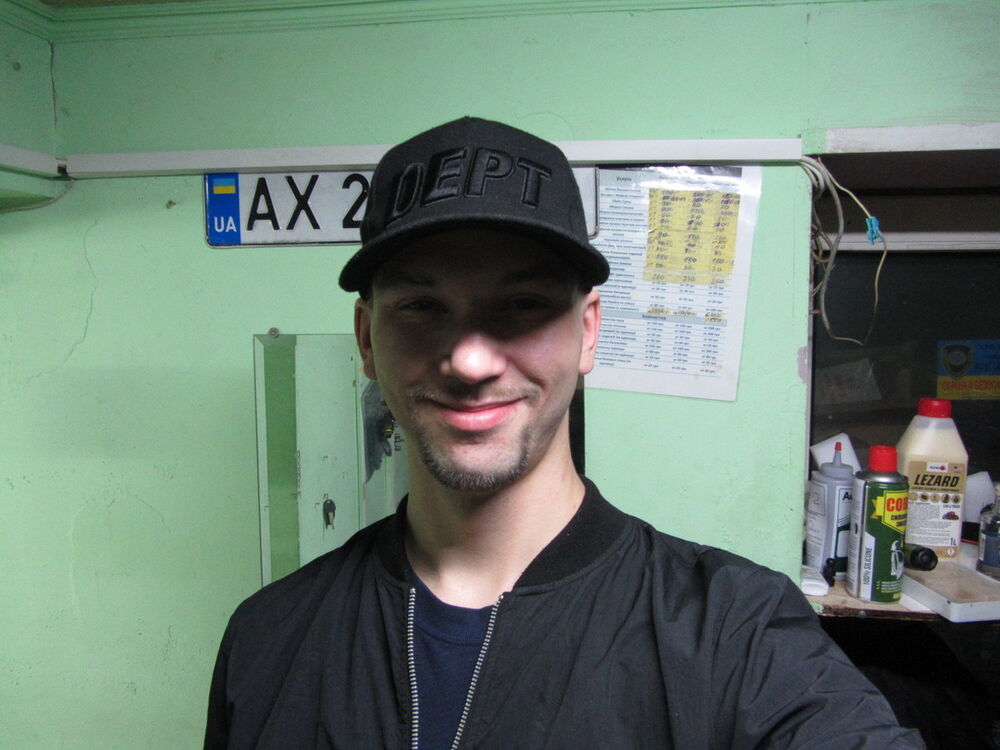  18674119  Andrey, 37 ,    