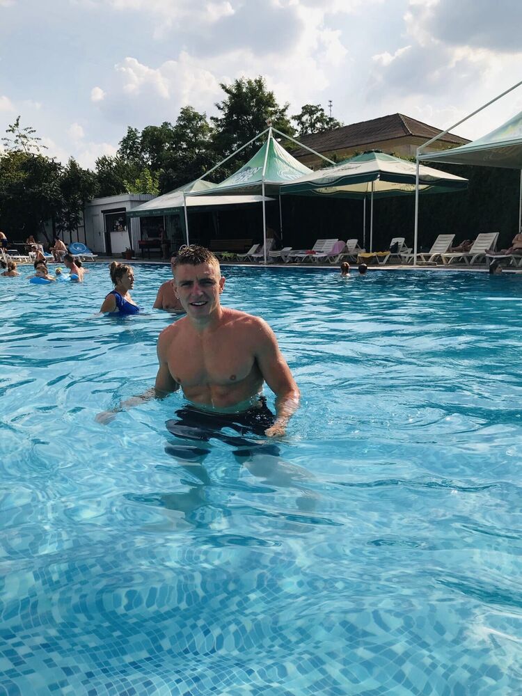  ,   , 28 ,   ,   