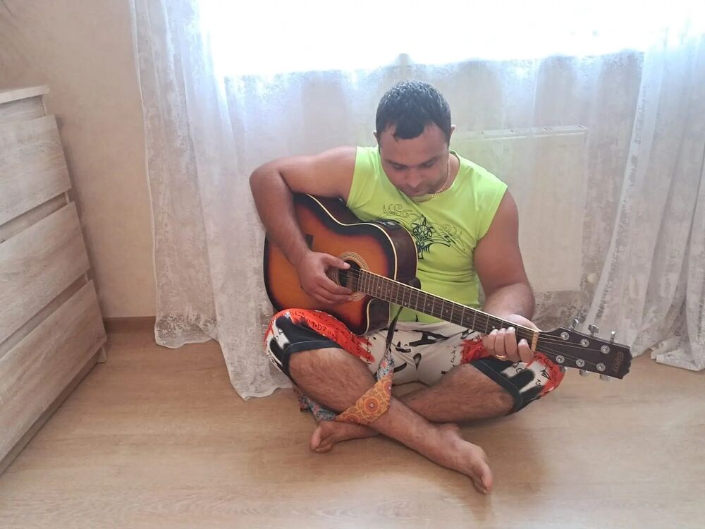  deleted,   Igor, 32 ,   ,   