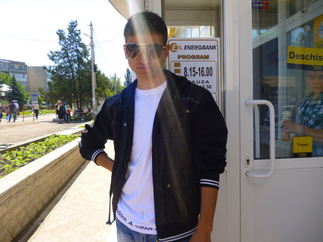  5004019  Vasea, 31 ,    