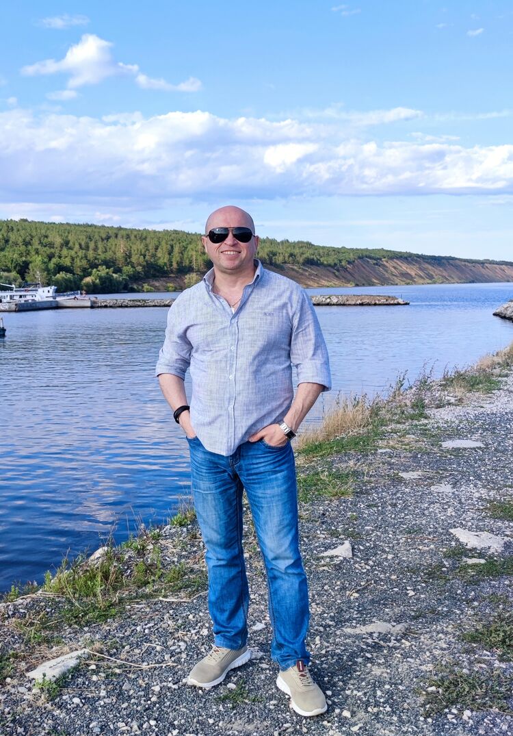  47549449  Anatoly, 48 ,    