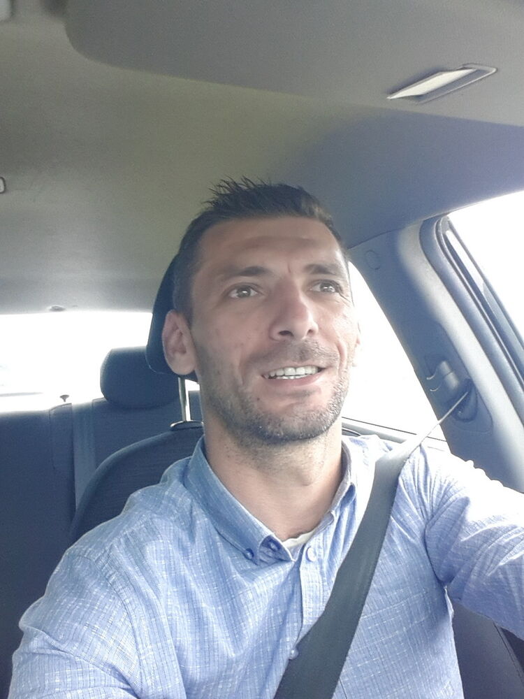  ,   Yigal, 41 ,   ,   , c 