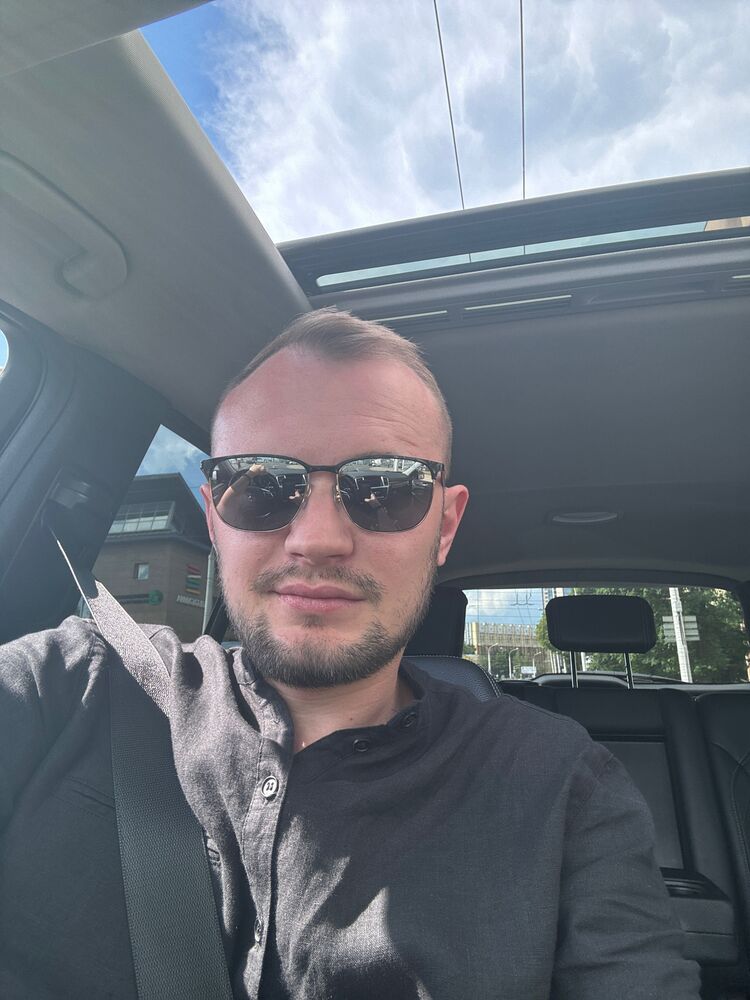  44165669  BOSS, 35 ,    