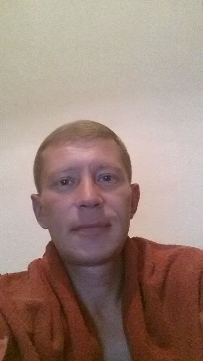  6409839  Evgenii, 46 ,    