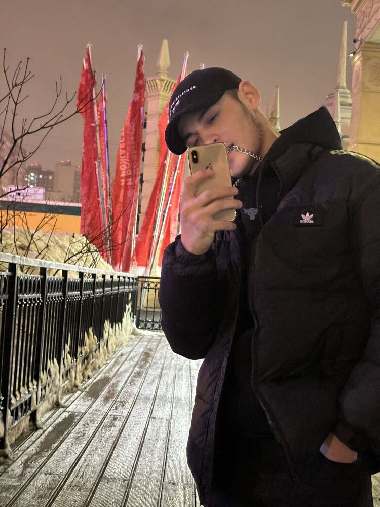  40111989  , 22 ,    