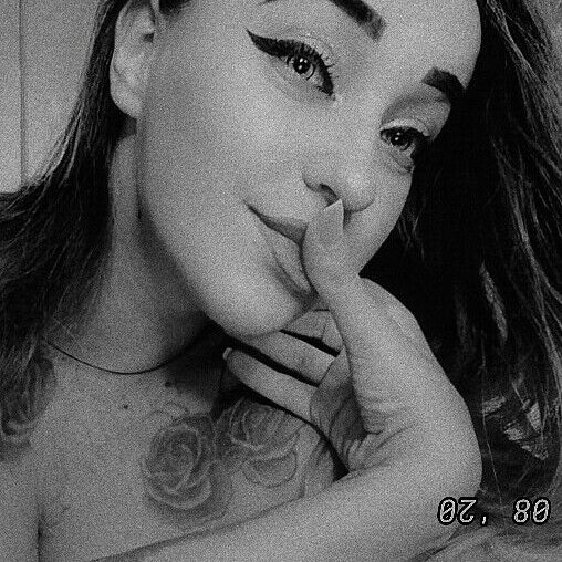  21285259  Viktoria, 30 ,    