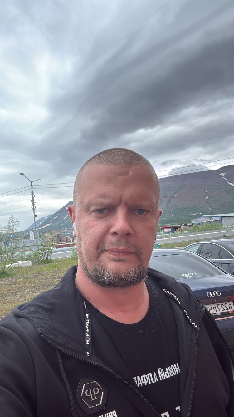  52574759  , 42 ,    