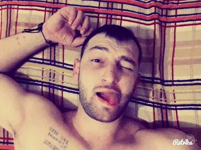  9950129  Ruslan, 35 ,    