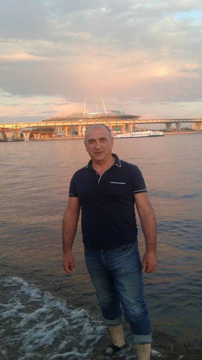  -,   Grig, 53 ,  