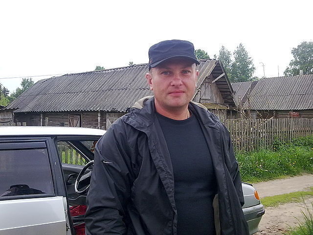 11087809  Slava, 46 ,    