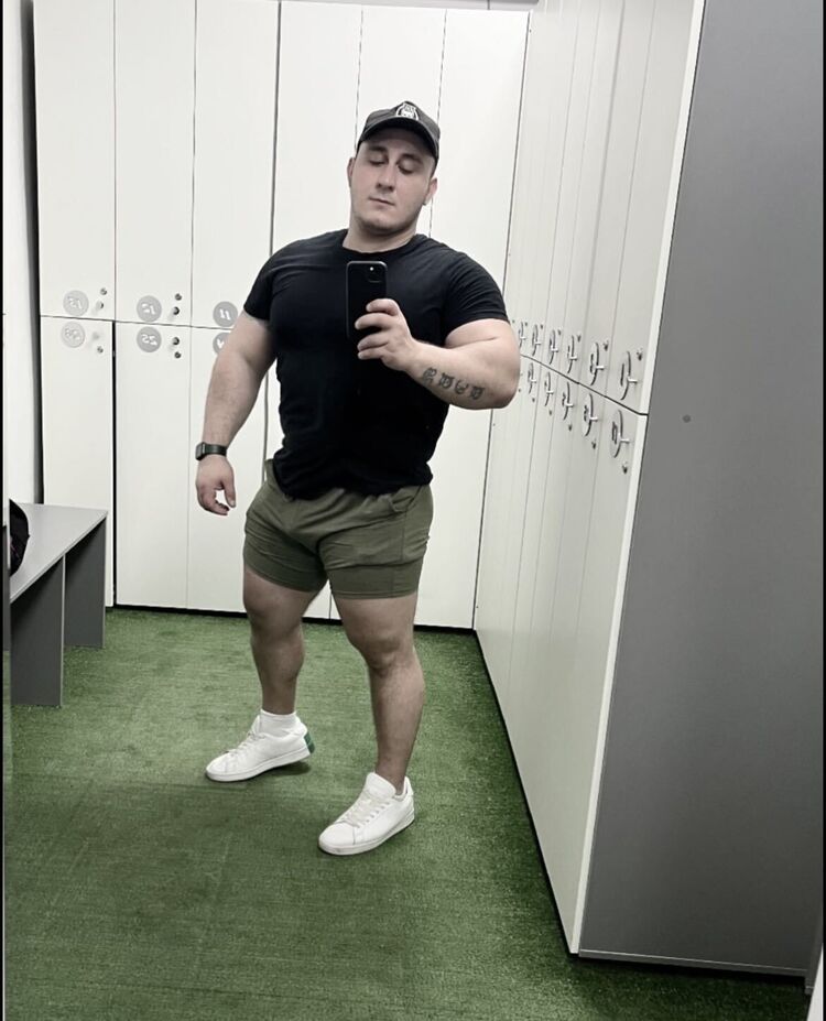  32597179  , 33 ,    
