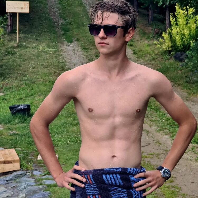 ���� 38522339 ����� ����, 21 ���, ���� ���������� � ������������