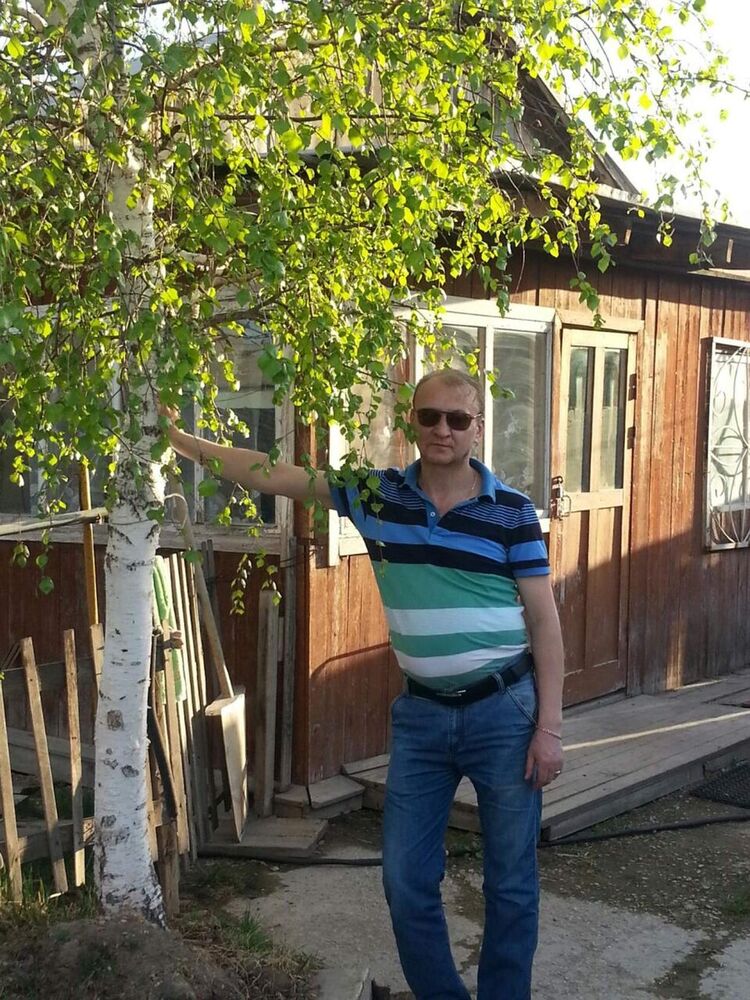  9042899  Oleg, 51 ,    