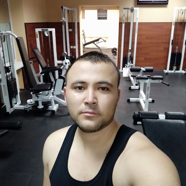  20330899  Ruslan, 34 ,    