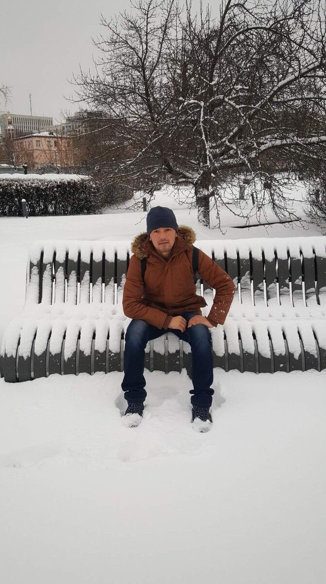  ,   Dima, 34 ,   