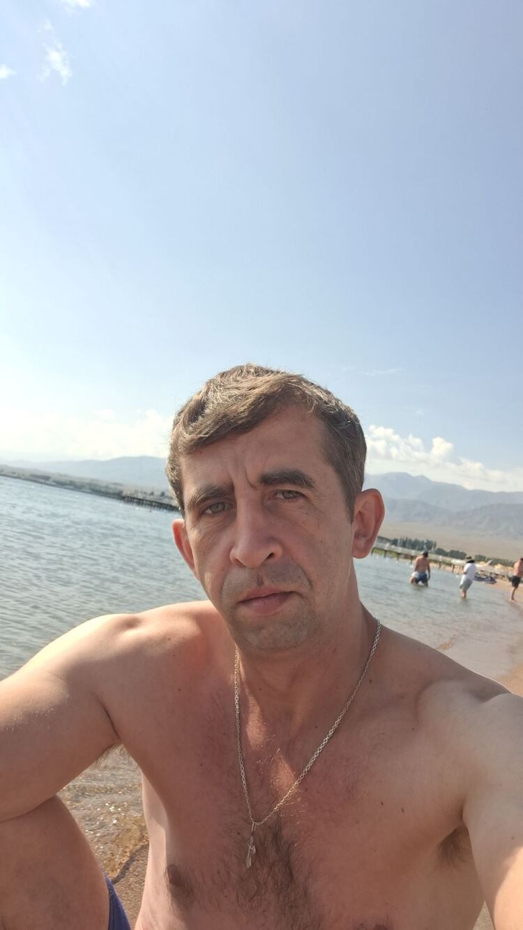  52717169  Sergey, 37 ,    