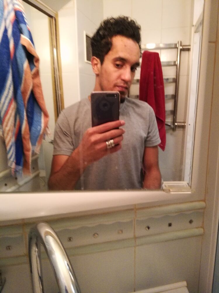  14859799  Hamza saleh, 35 ,    