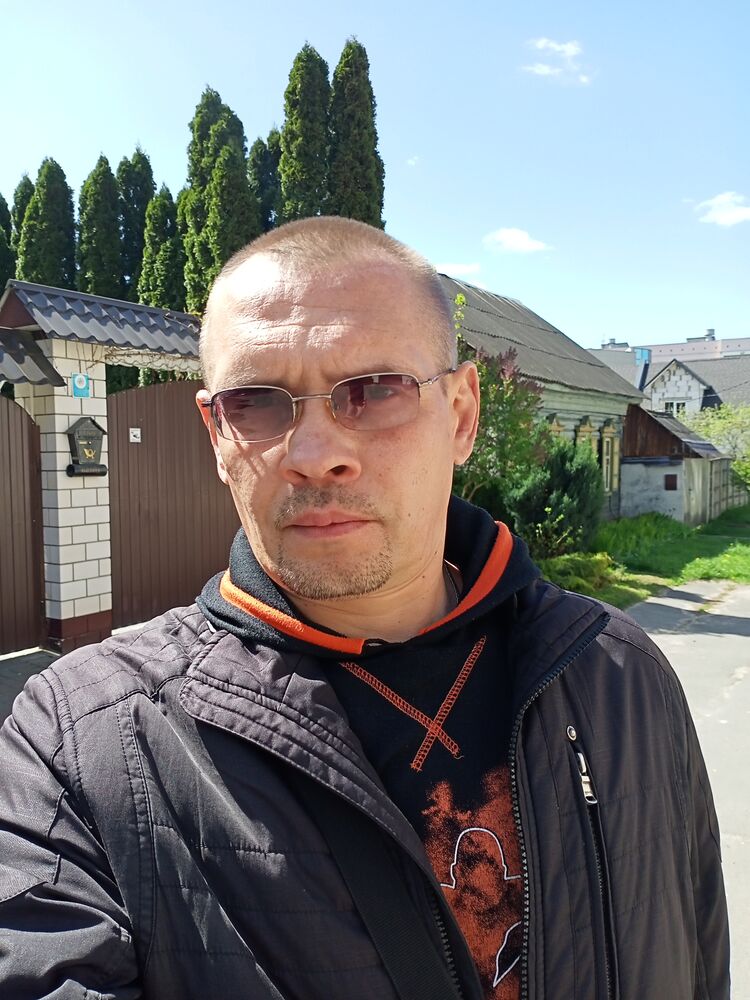  ,   Denis, 46 ,   ,   