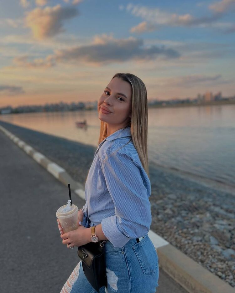  54752329  , 24 ,    -