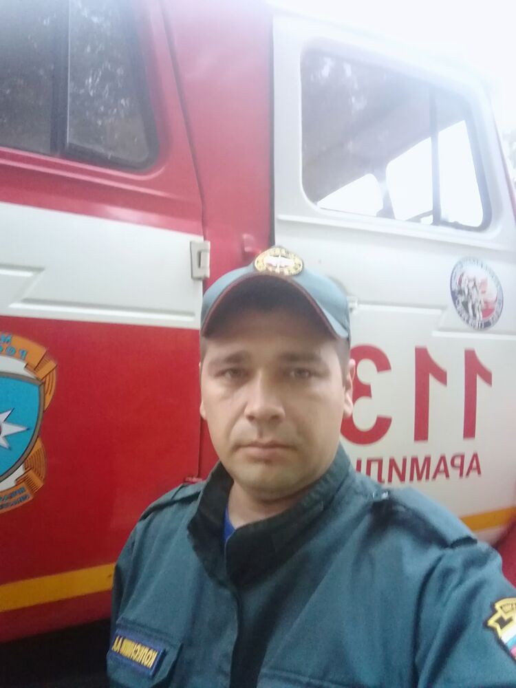  30744269  , 34 ,    