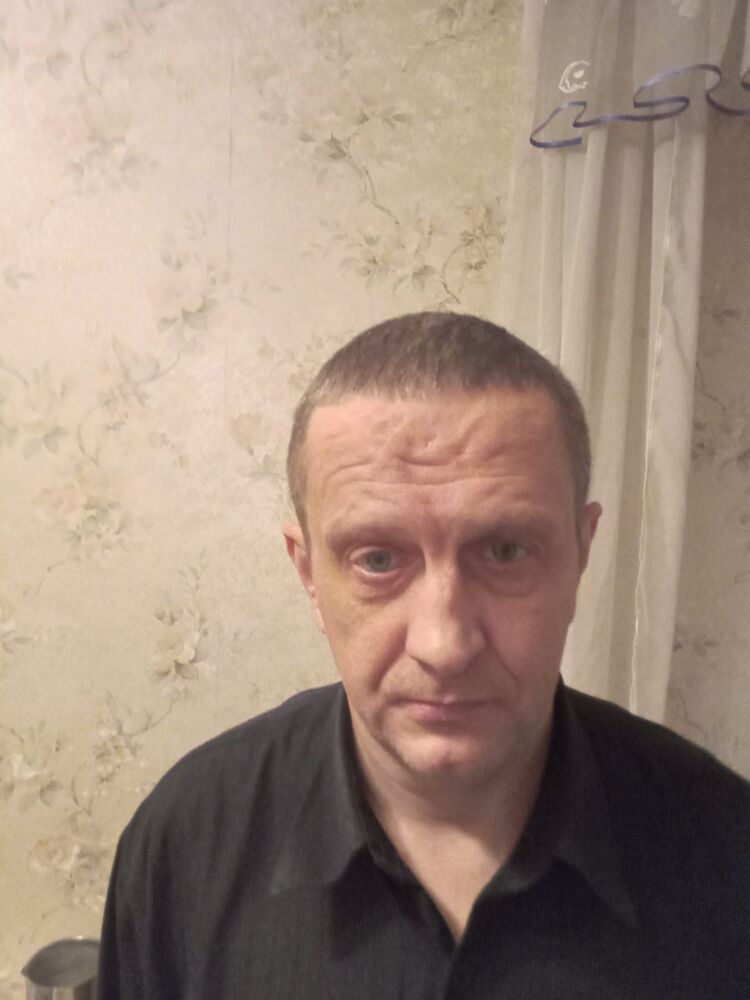 32373619  , 49 ,    