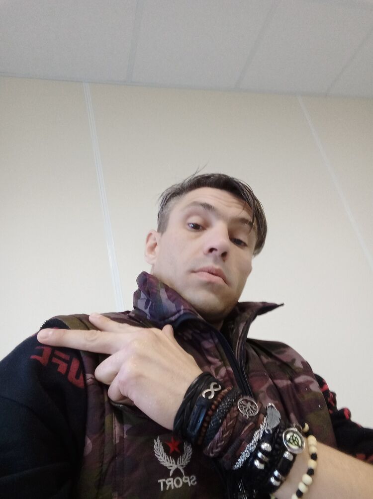  38263899  , 36 ,    
