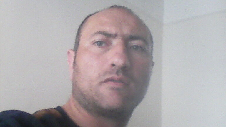  9283489  Armen, 44 ,    