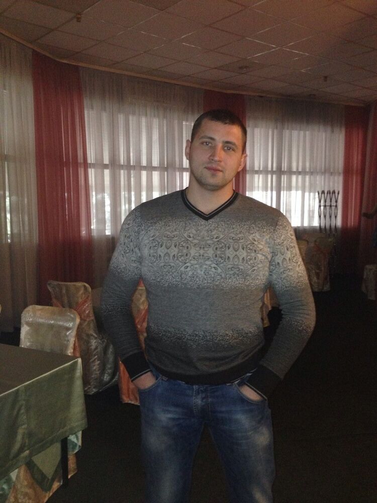  ,   Roman, 37 ,   