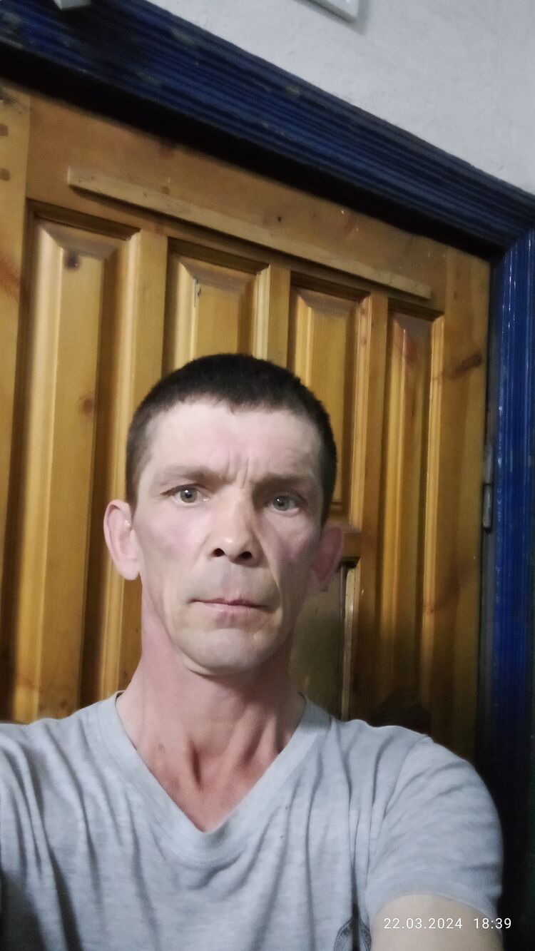  42561989  , 44 ,    