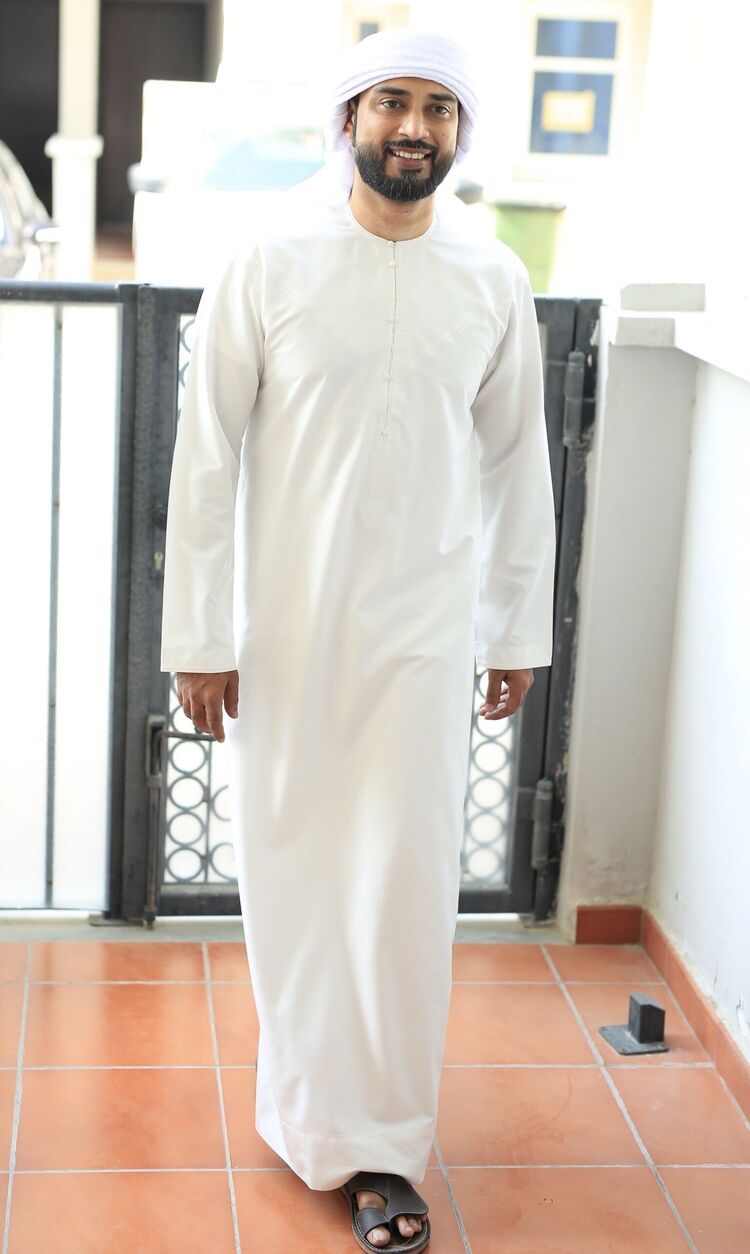  41616429  Naseem, 40 ,    